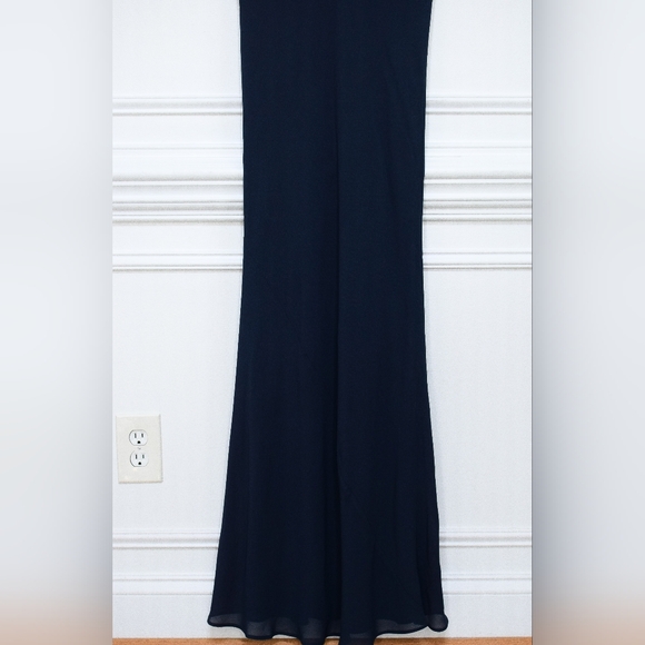 Reformation Nayeli Dress in Navy Blue Fitted Maxi Dress V-Neck Cap Sleeve Size 8 - Picture 6 of 14